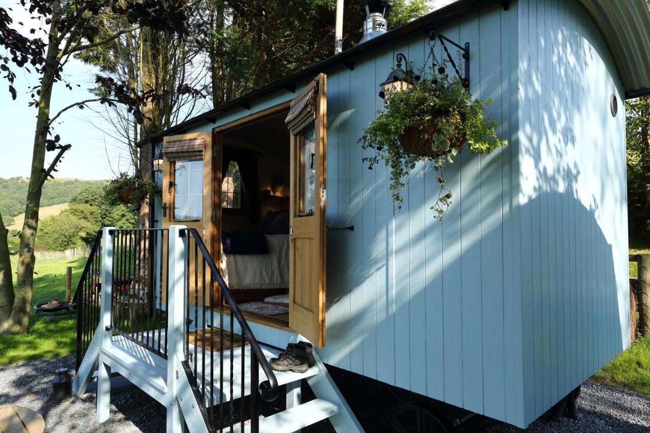 Upper Gelli Luxury Holiday Lodge, Converted Dairy & Cosy Shepherds Huts Welshpool Zewnętrze zdjęcie