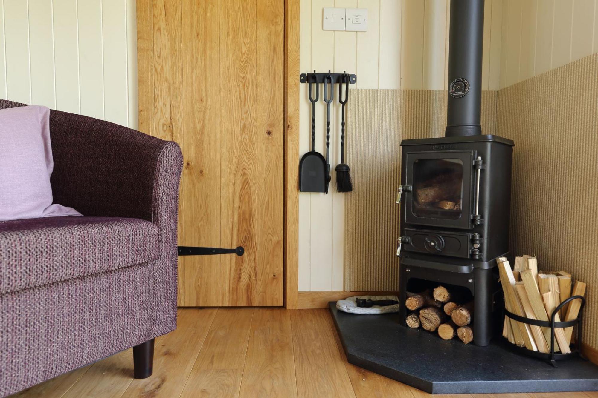 Upper Gelli Luxury Holiday Lodge, Converted Dairy & Cosy Shepherds Huts Welshpool Zewnętrze zdjęcie